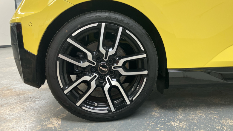 MINI Cooper 135kW E Sport 41kWh 3dr Auto Electric Hatchback